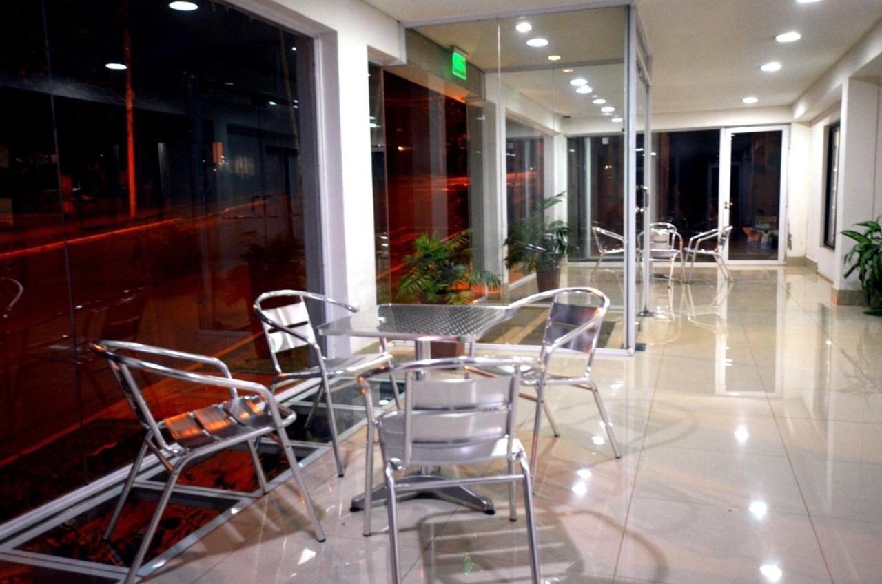 Hosteria Casa Blanca Iguazu Puerto Iguazu Bagian luar foto