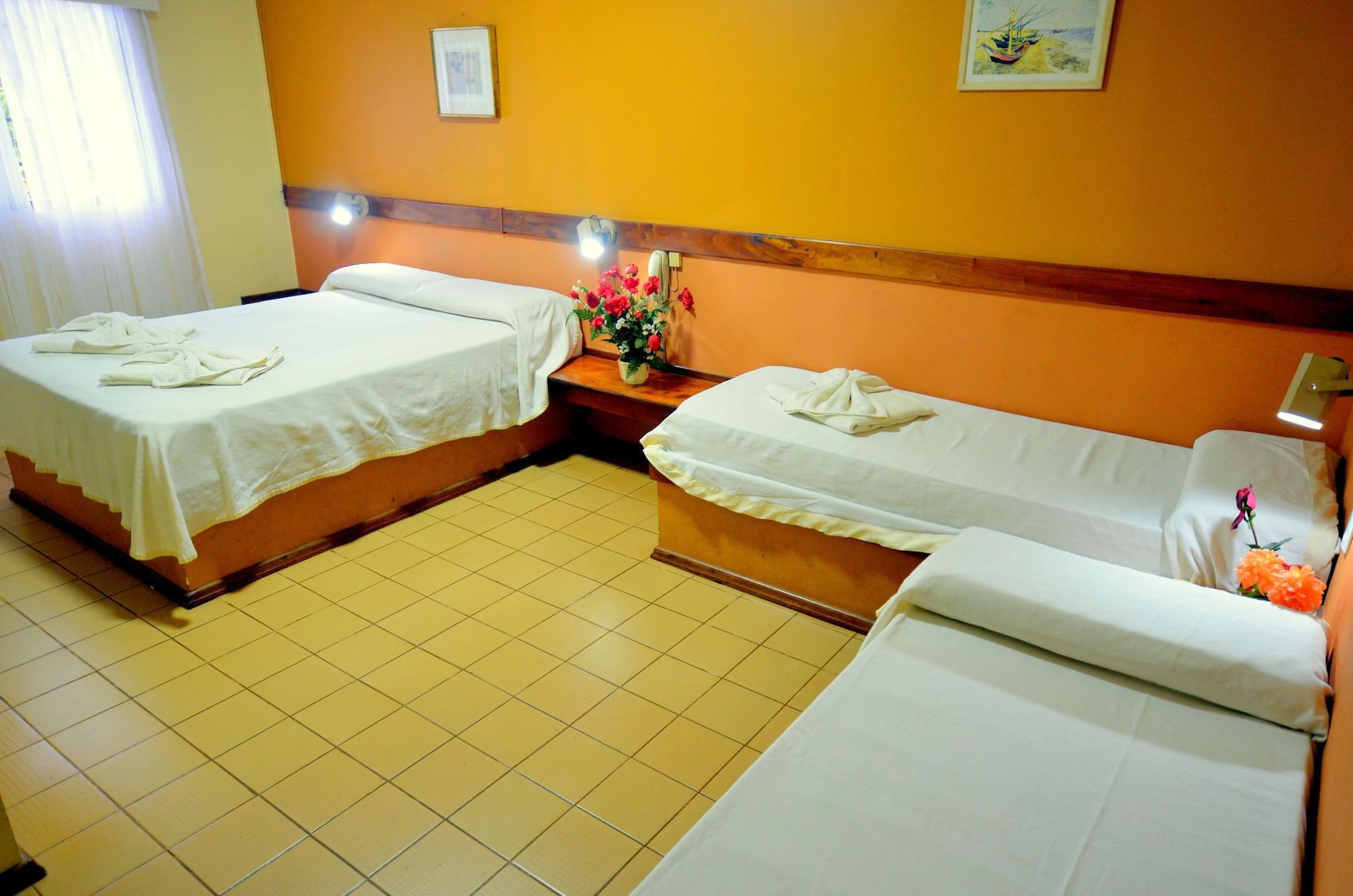 Hosteria Casa Blanca Iguazu Puerto Iguazu Bagian luar foto