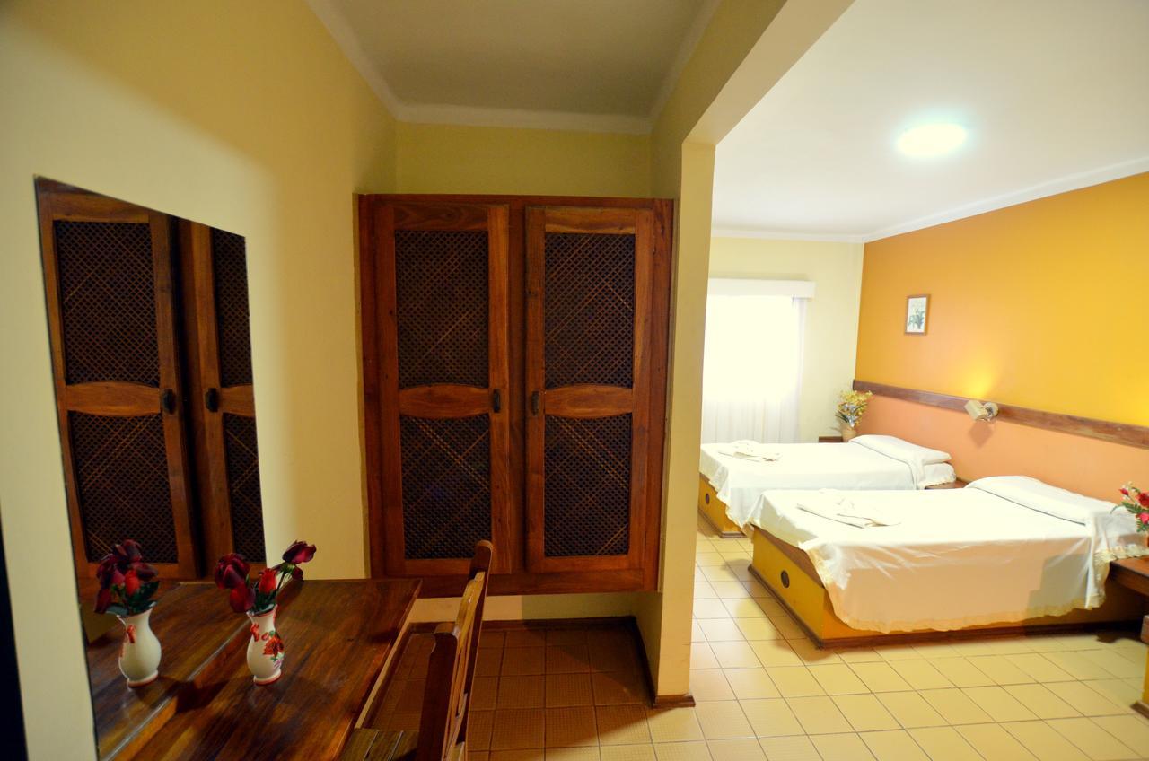 Hosteria Casa Blanca Iguazu Puerto Iguazu Bagian luar foto