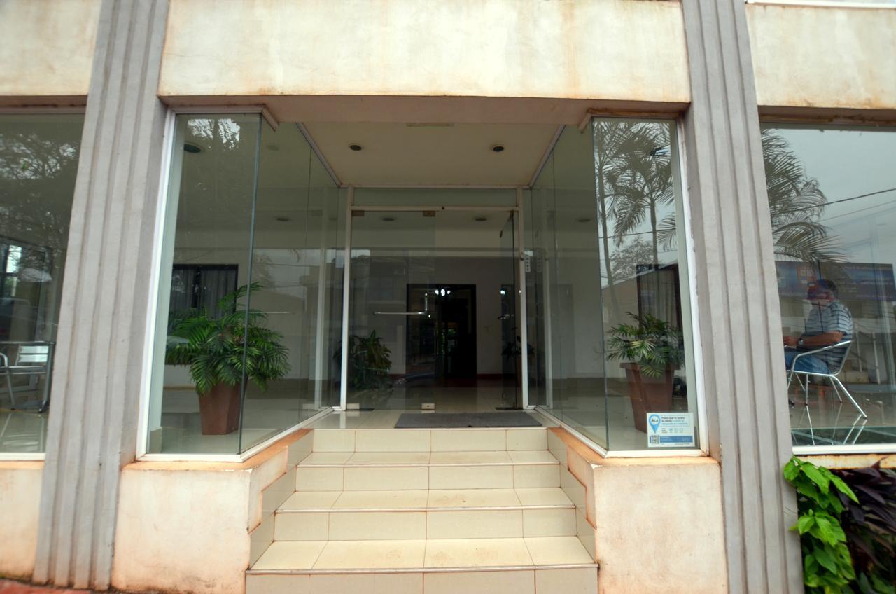 Hosteria Casa Blanca Iguazu Puerto Iguazu Bagian luar foto